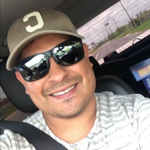 Meet your Posher, Armando